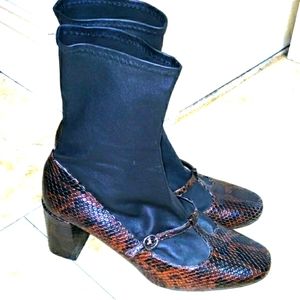 ZARA Woman bootie shoes.  Good used condition and so unique . Size 39